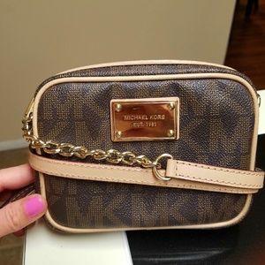 Michael Kors Crossbody
